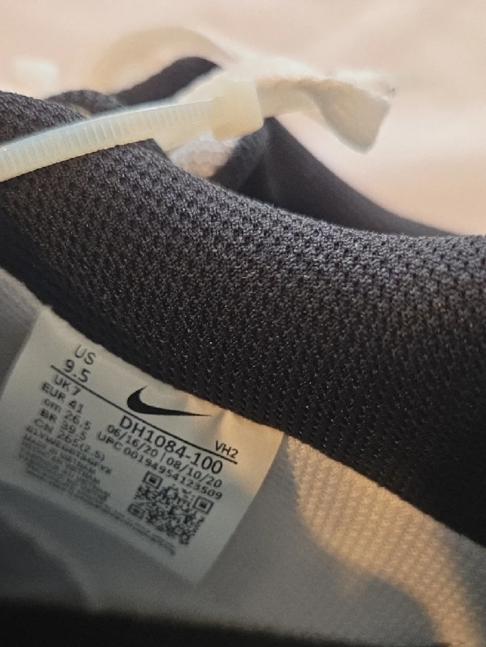 Nike classic low